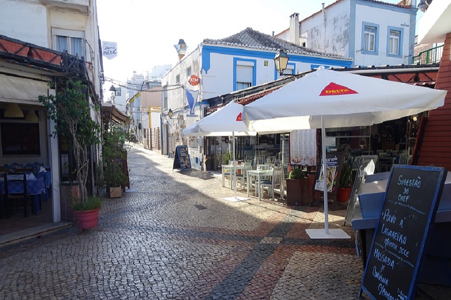 De oude binnenstand van de haven plaats Portimao. Ideaal voor een visdiner.